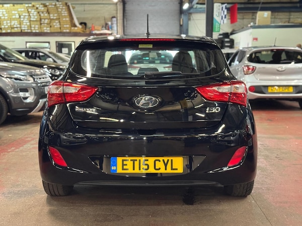 Used Hyundai i30 2015 for sale - 76189218: Photo 5