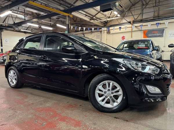 Used Hyundai i30 2015 for sale - 76189218: Photo 8