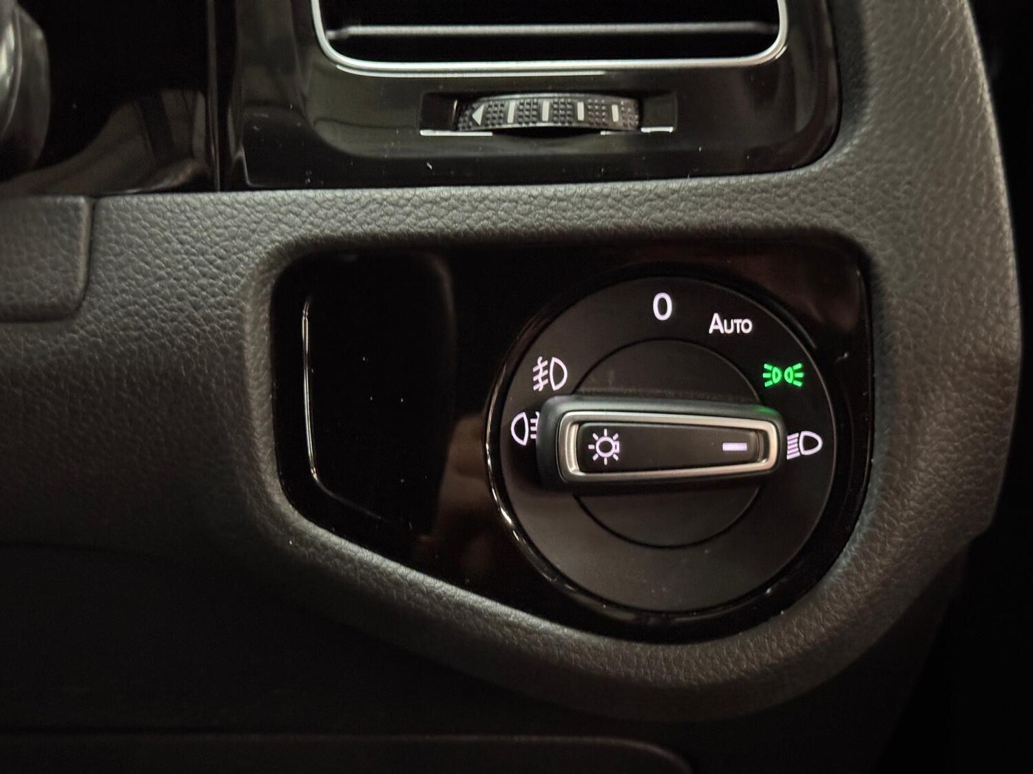 Used Volkswagen Golf for sale - 76538144: Photo 38