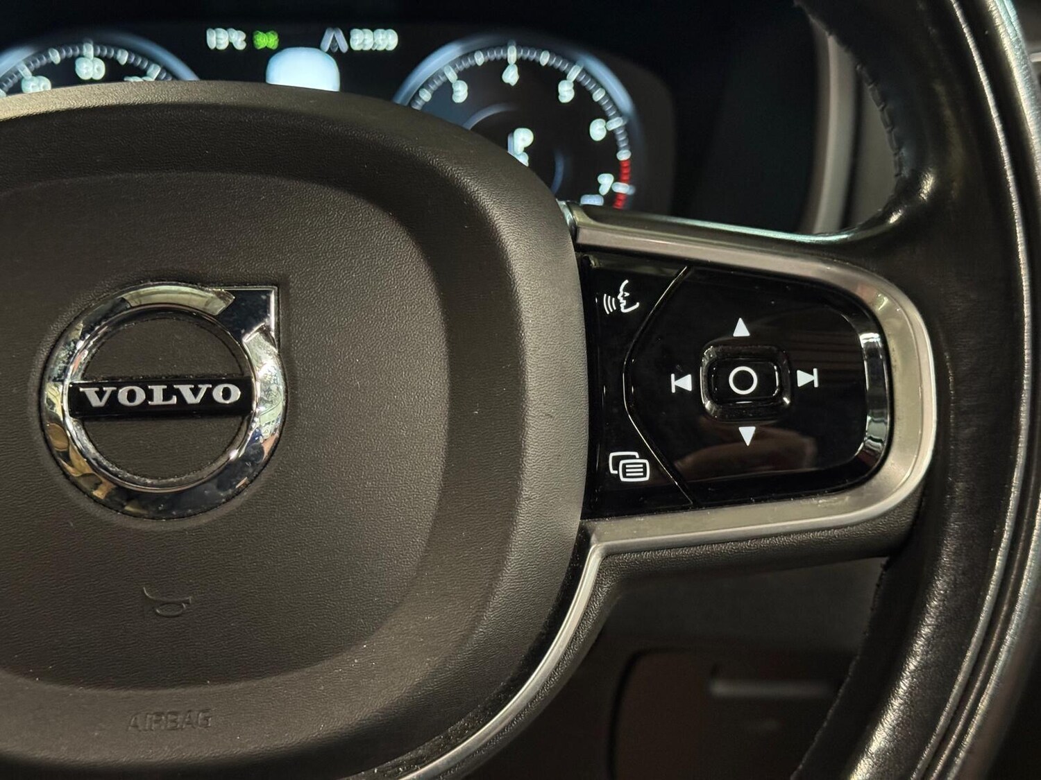 Used Volvo XC90 for sale - 77753862: Photo 43