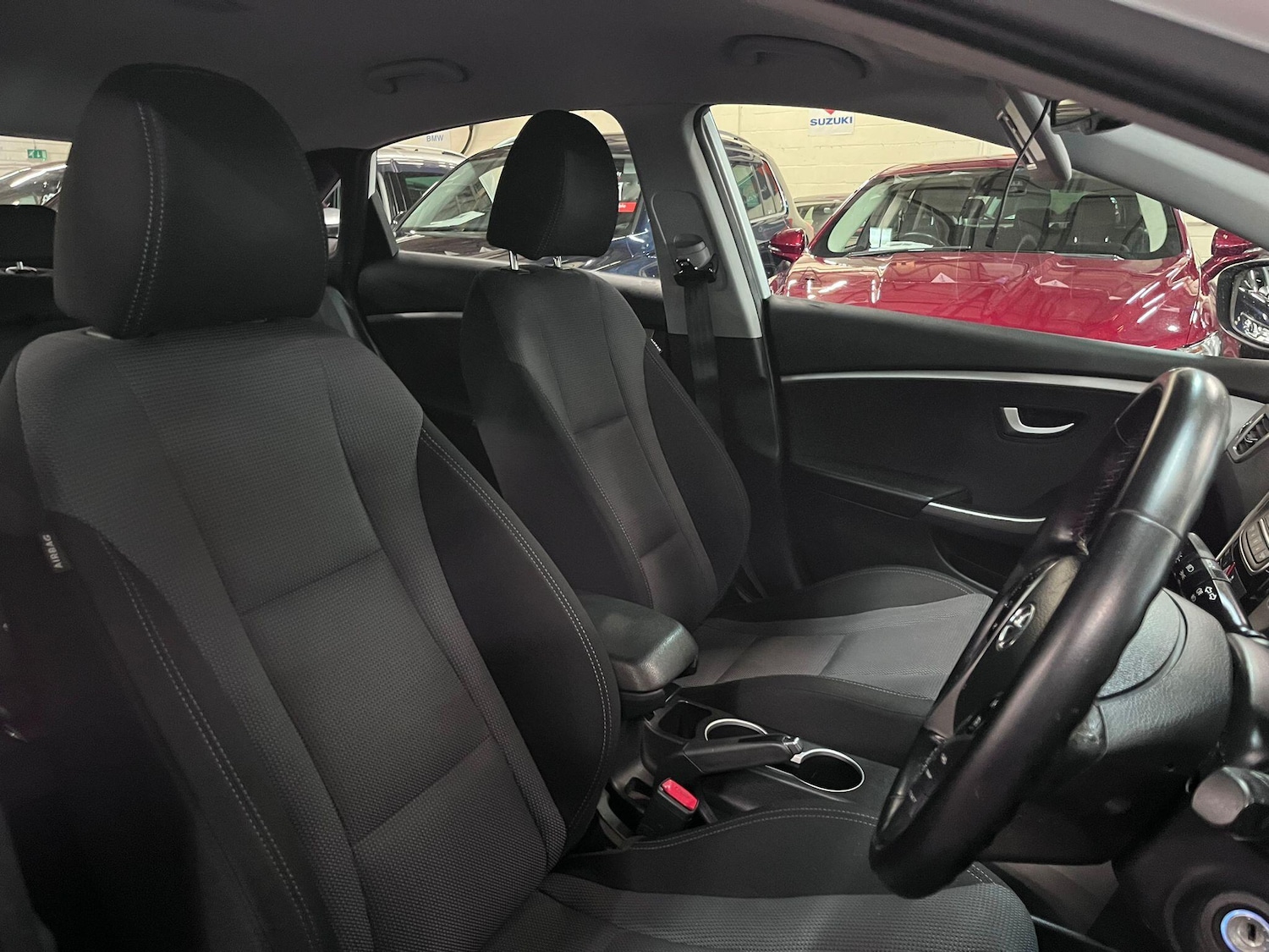 Used Hyundai i30 2015 for sale - 76887313: Photo 15