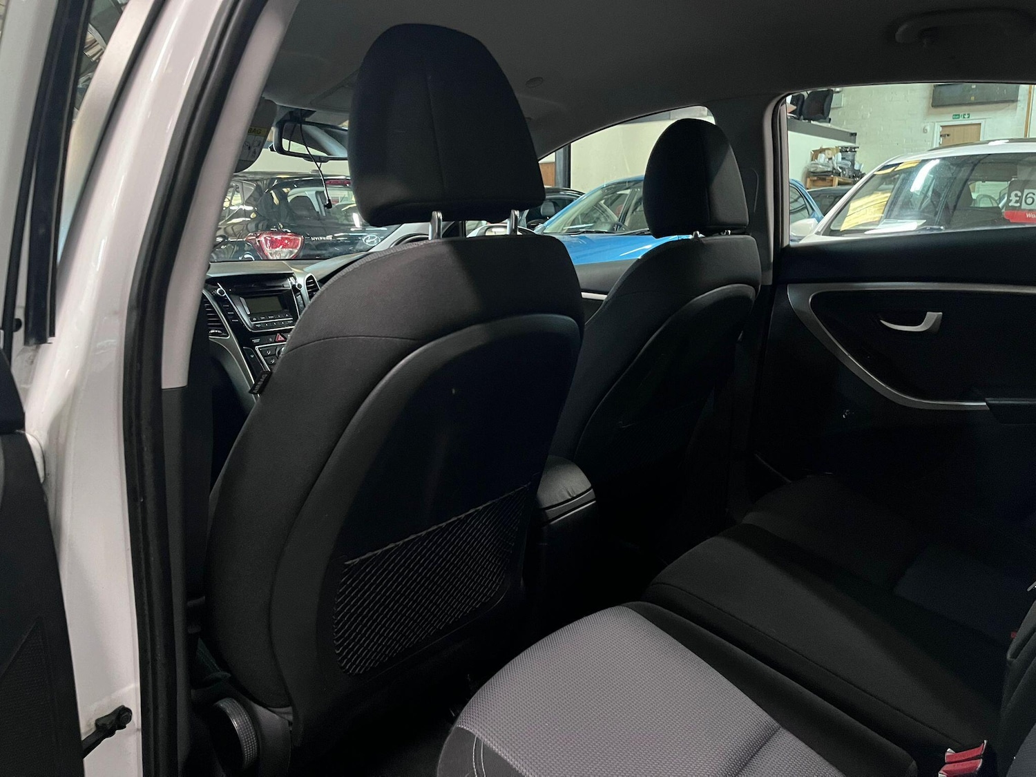 Used Hyundai i30 2015 for sale - 76887313: Photo 24