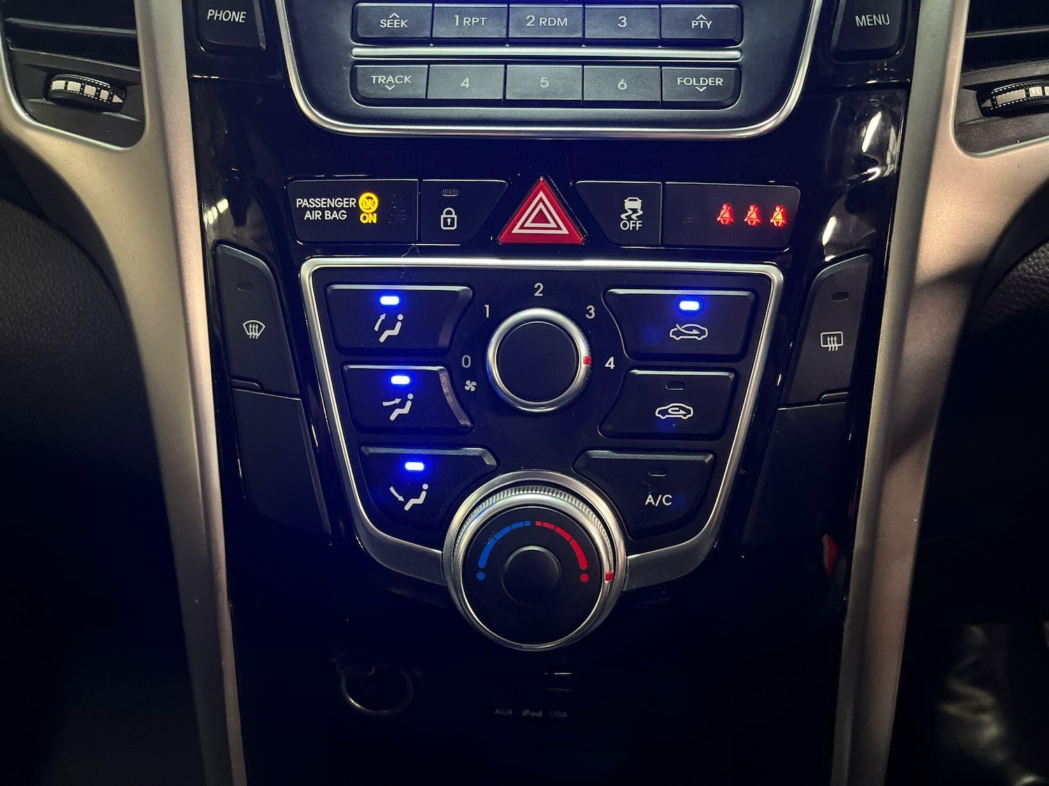 Used Hyundai i30 2015 for sale - 76887313: Photo 33