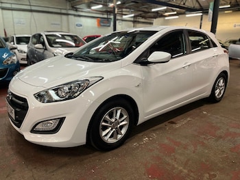 Used Hyundai i30 2015 for sale - 76887313: Photo