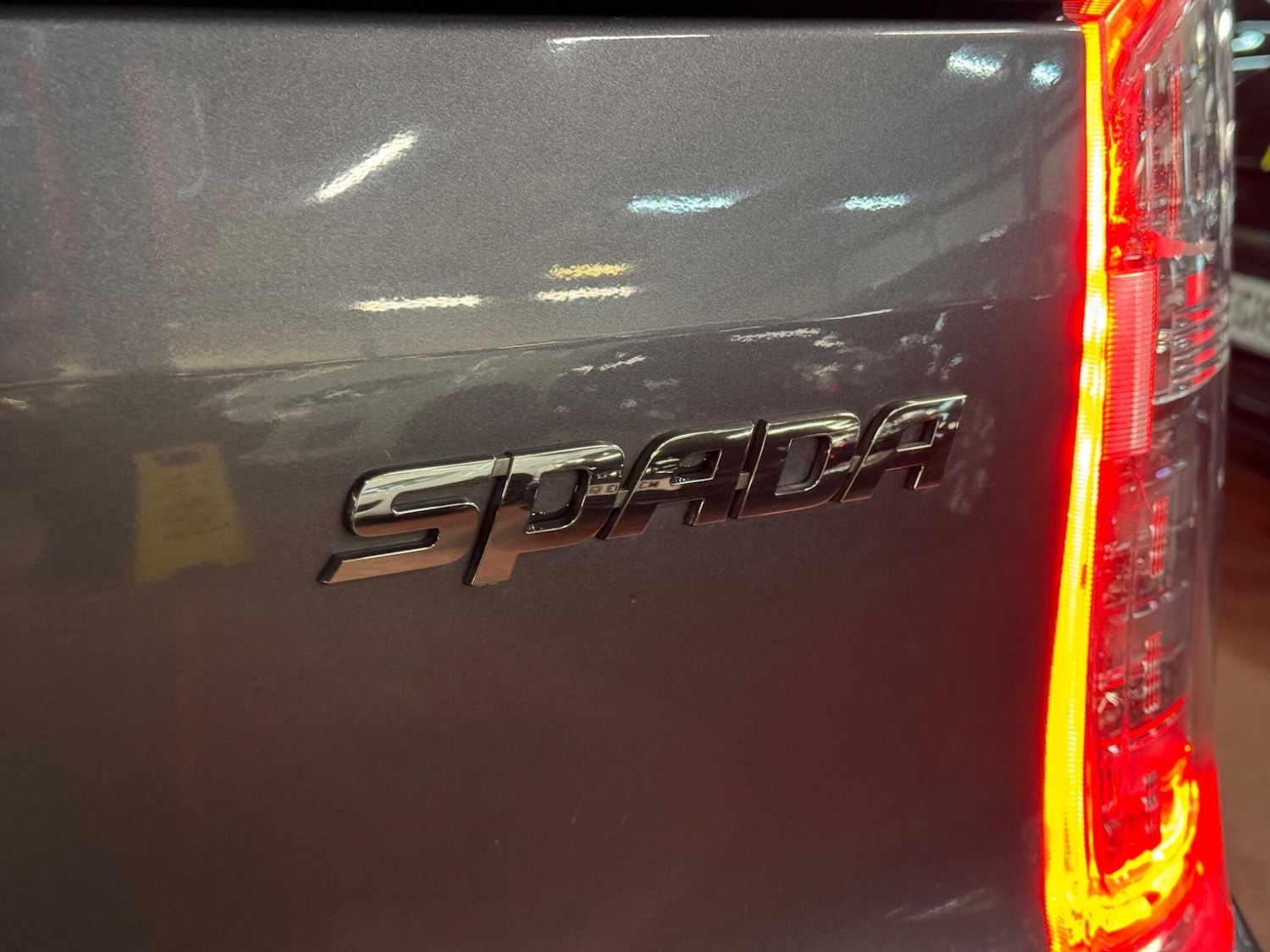 Used Honda Stepwagon for sale - 77306050: Photo 15