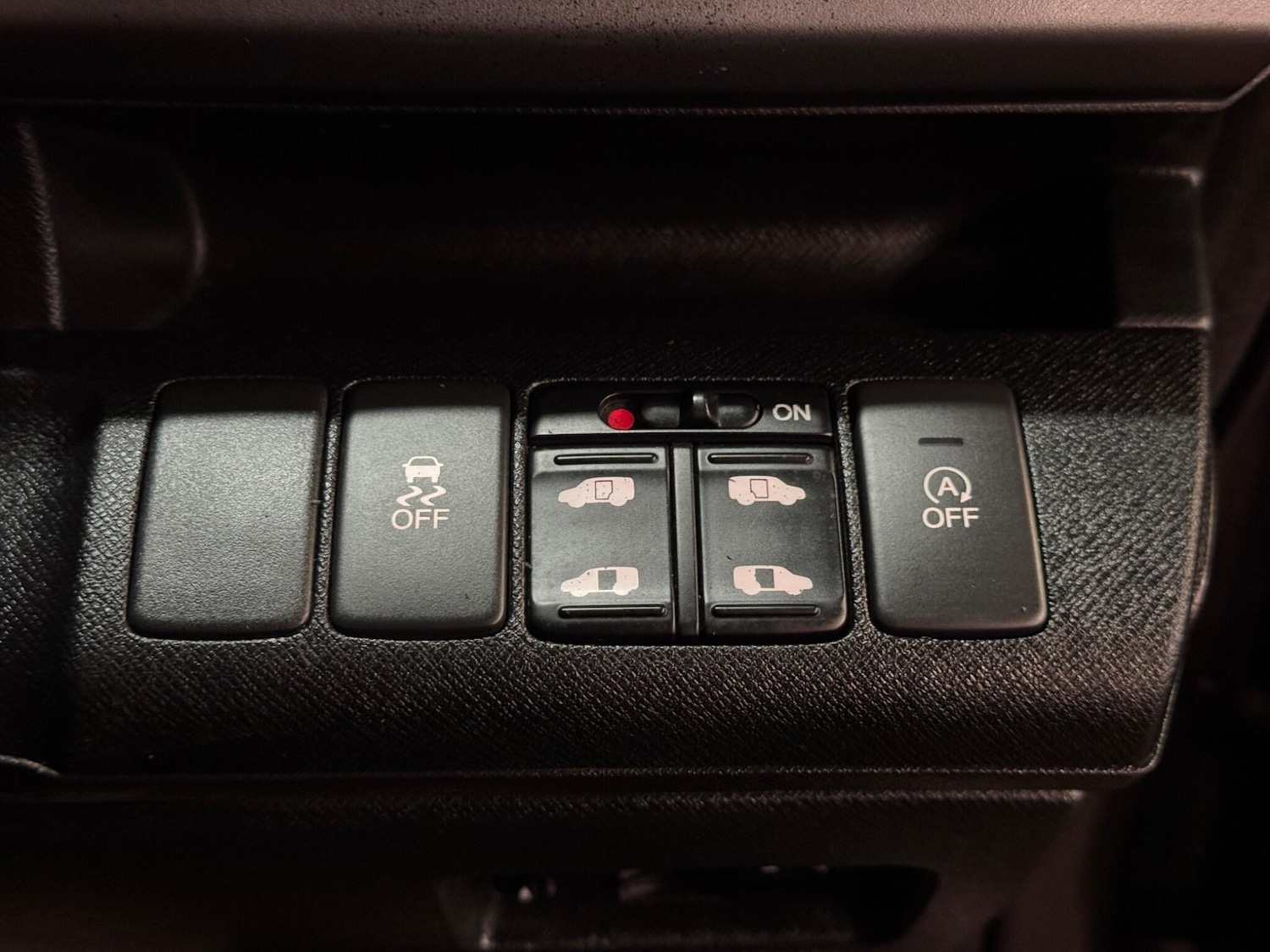 Used Honda Stepwagon for sale - 77306050: Photo 32