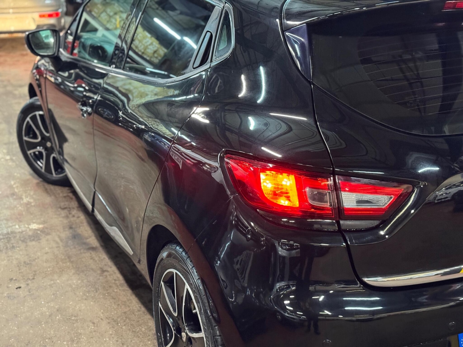 Used Renault Clio 2016 for sale - 77304948: Photo 14