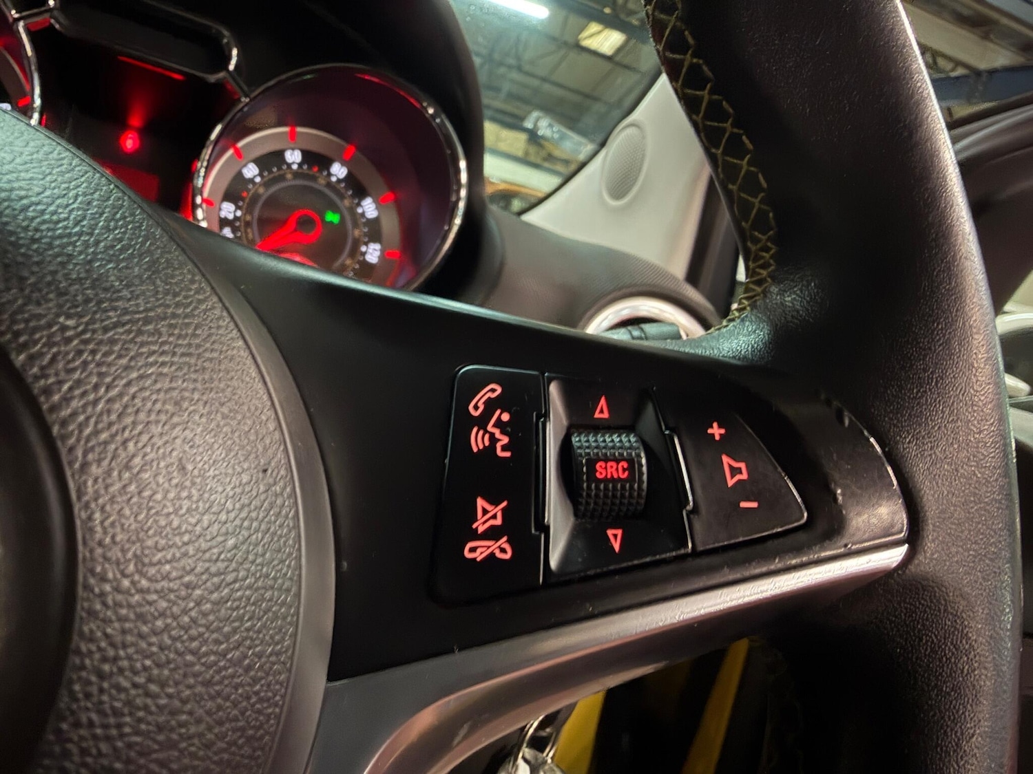 Used Vauxhall ADAM 2014 for sale - 77074657: Photo 32