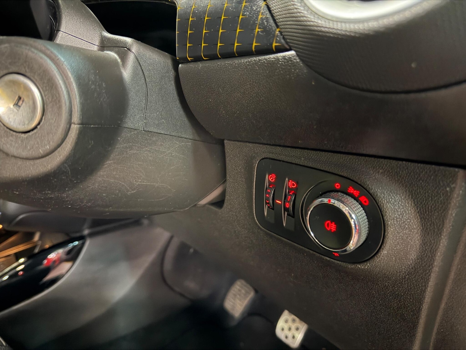 Used Vauxhall ADAM 2014 for sale - 77074657: Photo 33