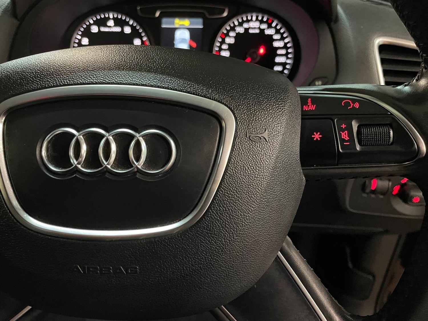 Used Audi Q3 2025 for sale - 76658902: Photo 37