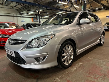 Used Hyundai i30 2010 for sale - 75940560: Photo