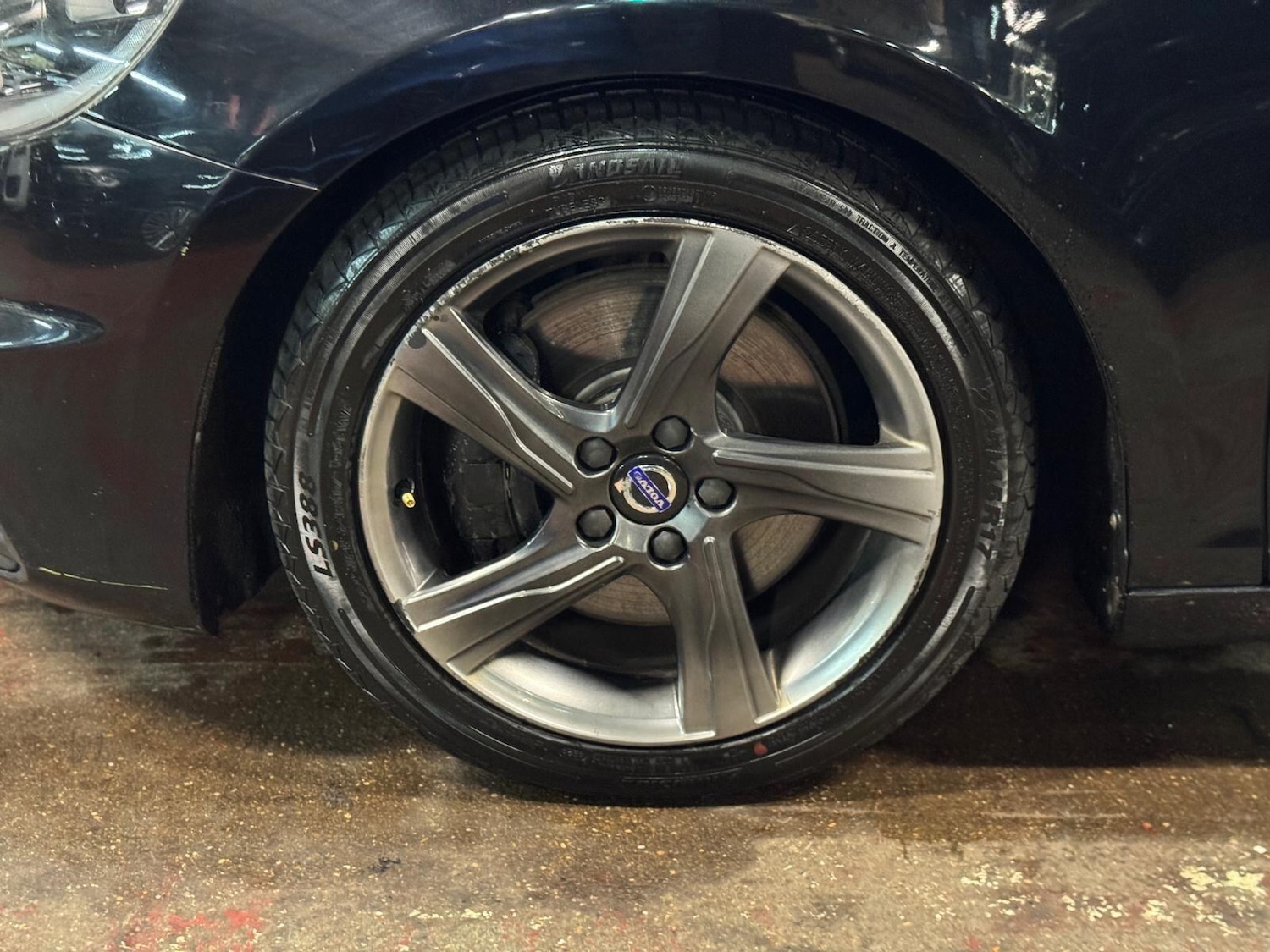 Used Volvo V40 2015 for sale - 77626011: Photo 17