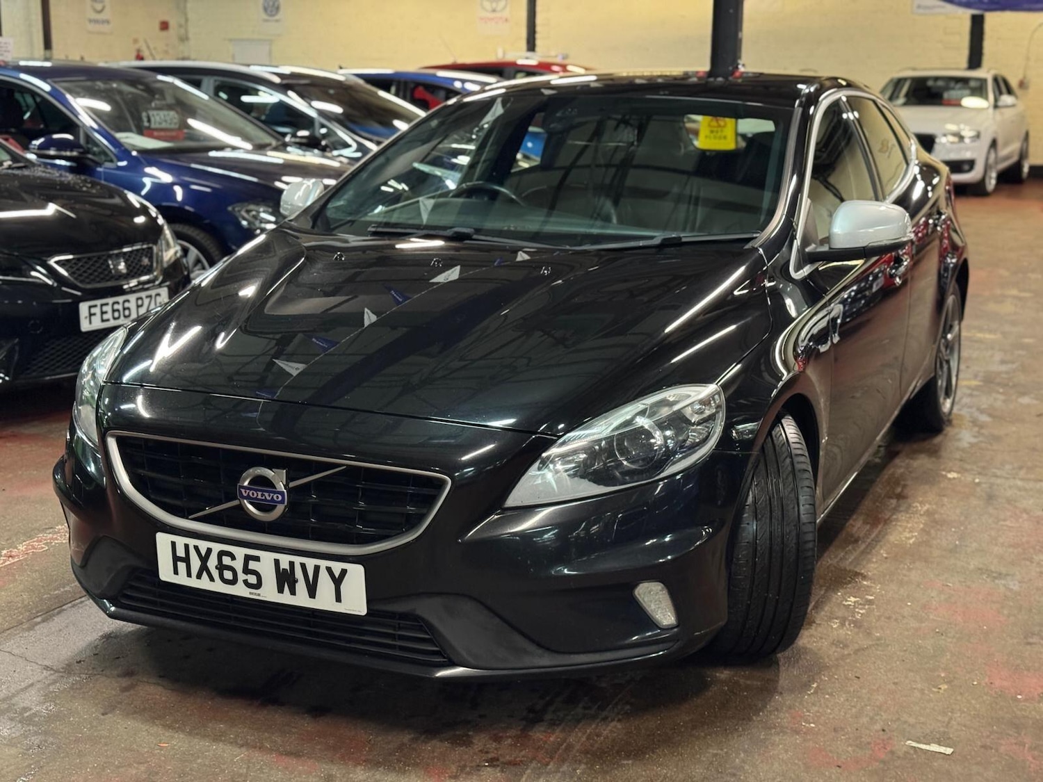 Used Volvo V40 2015 for sale - 77626011: Photo 7