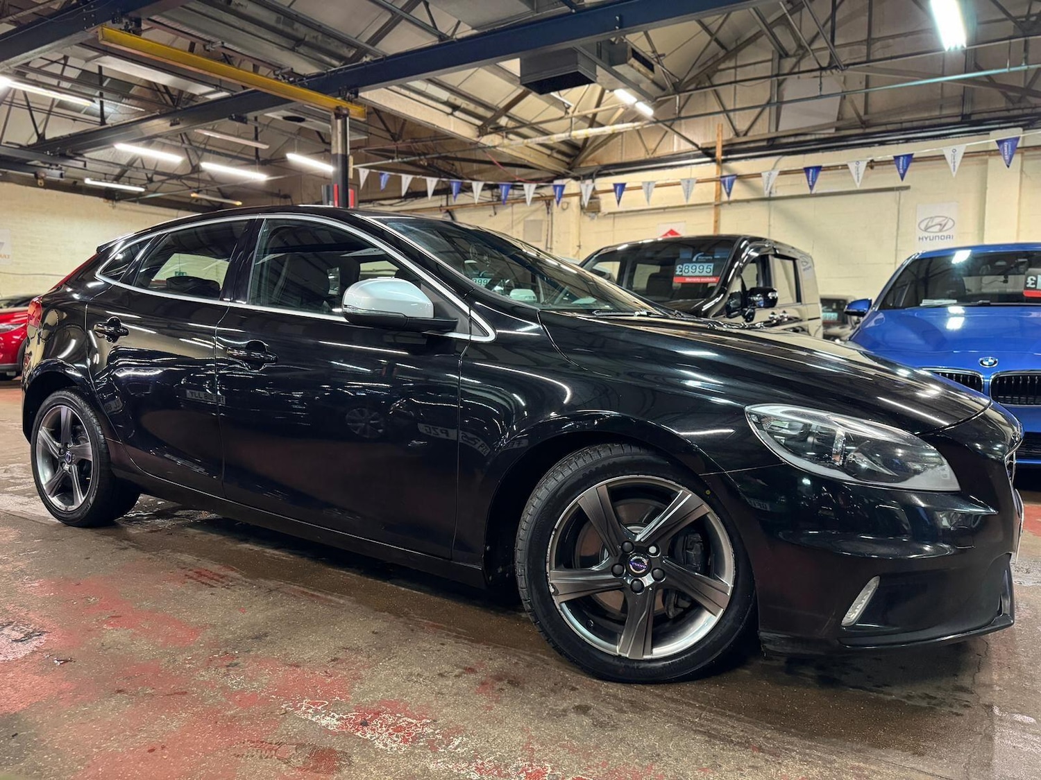 Used Volvo V40 2015 for sale - 77626011: Photo 8