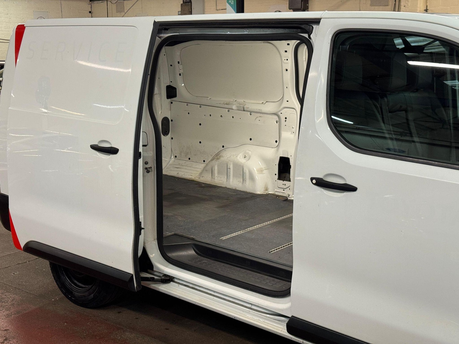 Used Toyota ProAce 2020 for sale - 76988930: Photo 16