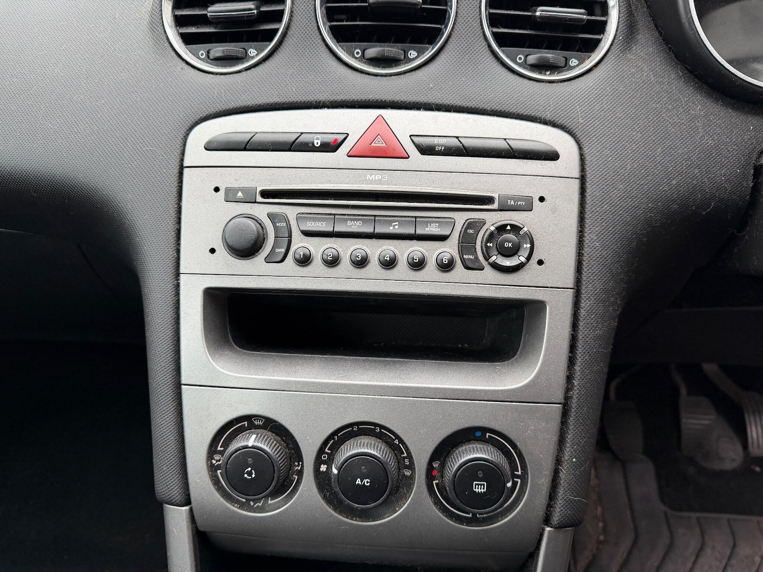 Used Peugeot 308 2007 for sale - 76823747: Photo 10