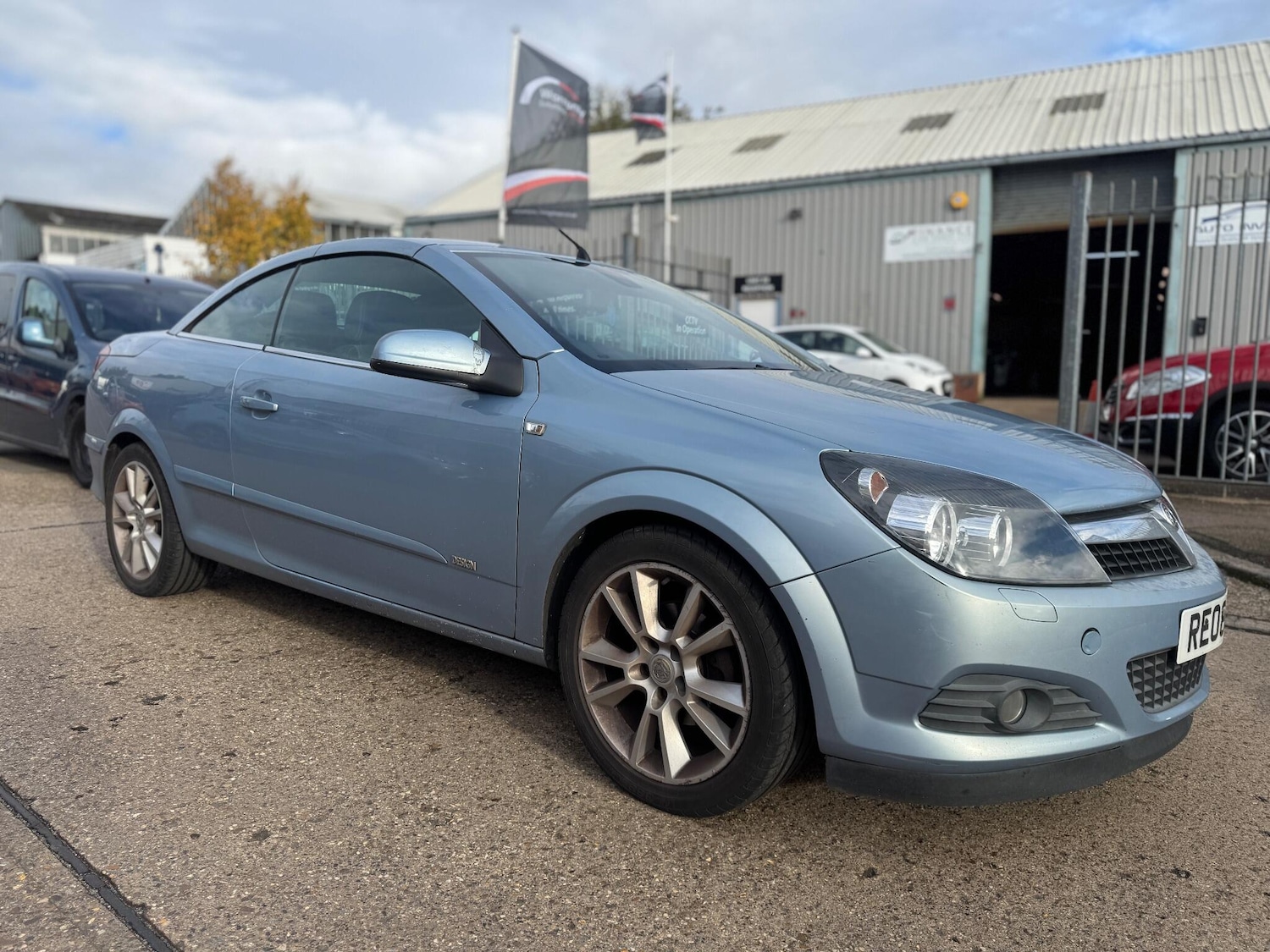 Used Vauxhall Astra 2008 for sale - 76336307: Photo 1