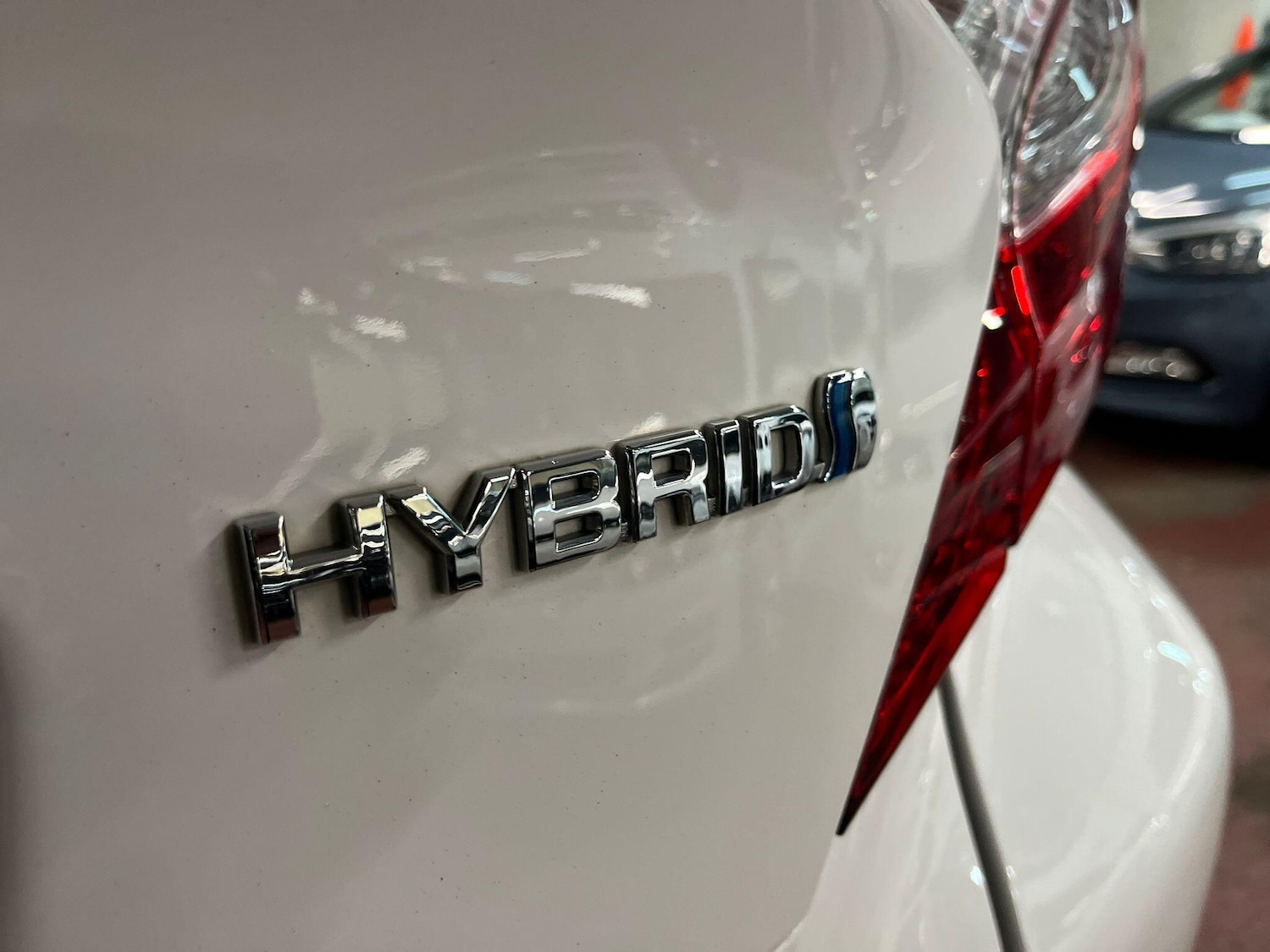 Used Toyota C-HR 2018 for sale - 77439960: Photo 9