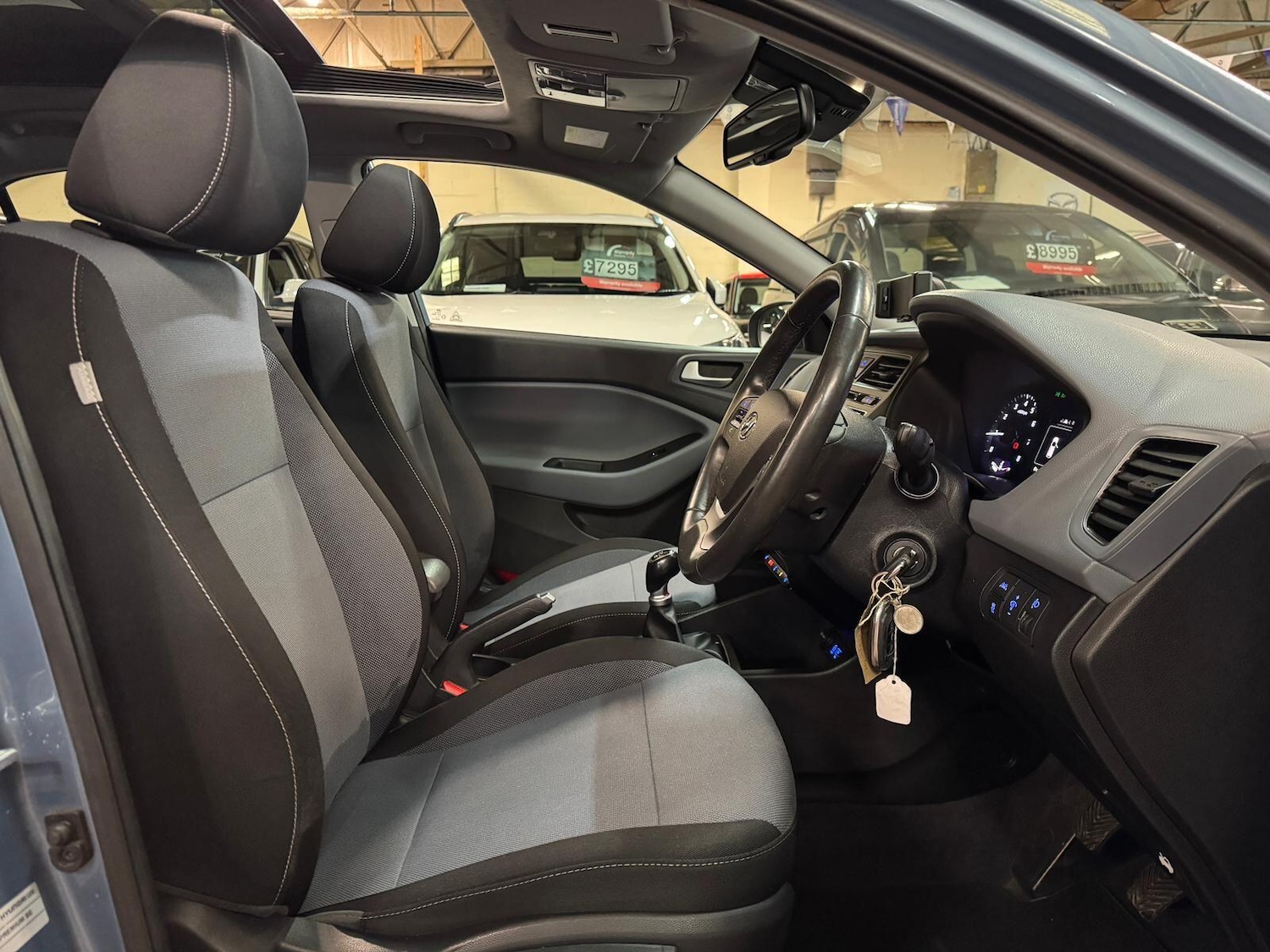 Used Hyundai i20 2015 for sale - 77386948: Photo 18