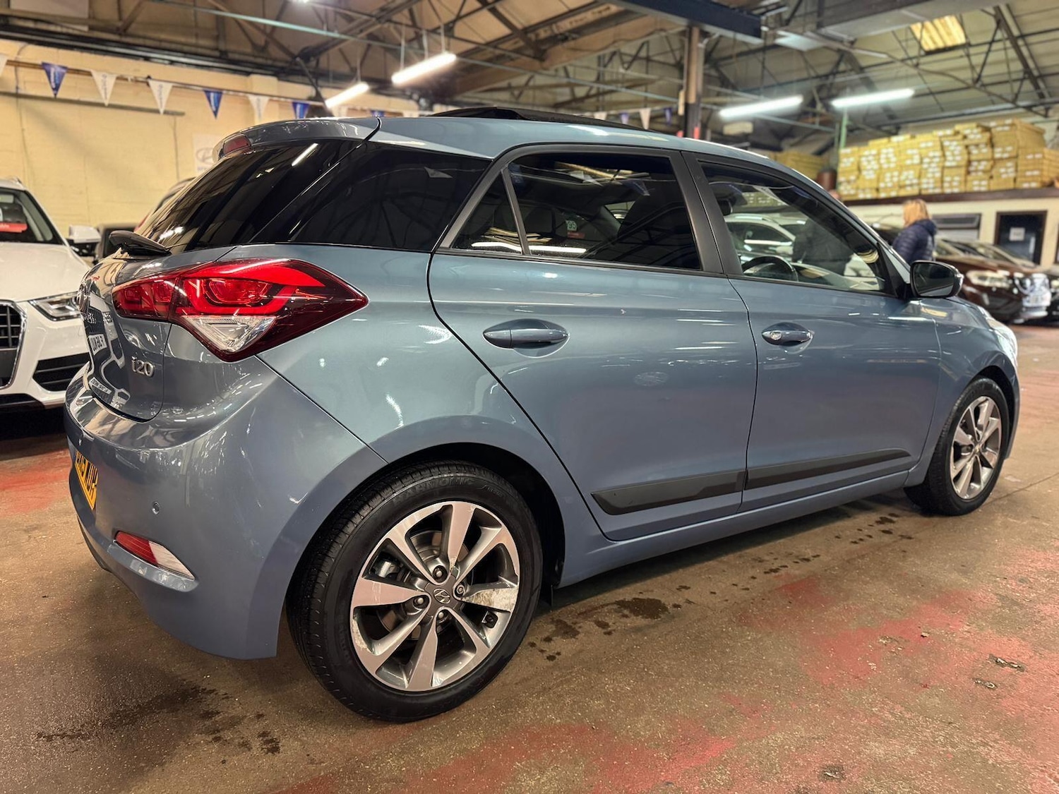 Used Hyundai i20 2015 for sale - 77386948: Photo 4