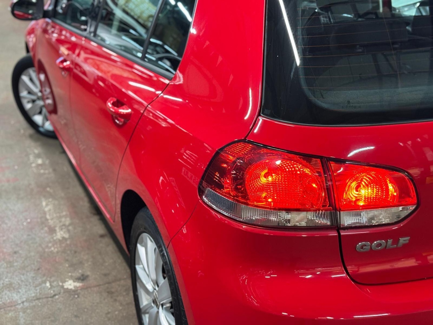 Used Volkswagen Golf 2011 for sale - 76688841: Photo 14