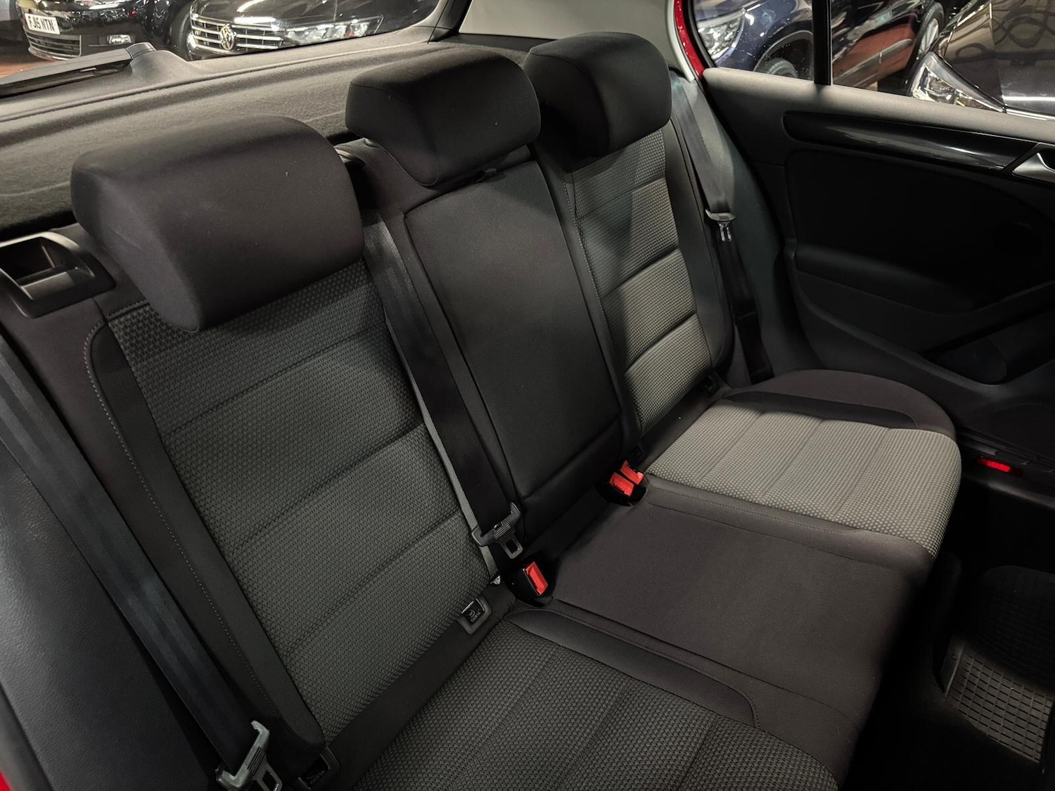 Used Volkswagen Golf 2011 for sale - 76688841: Photo 24