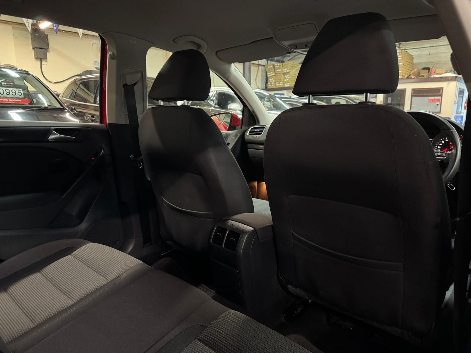 Used Volkswagen Golf 2011 for sale - 76688841: Photo 25