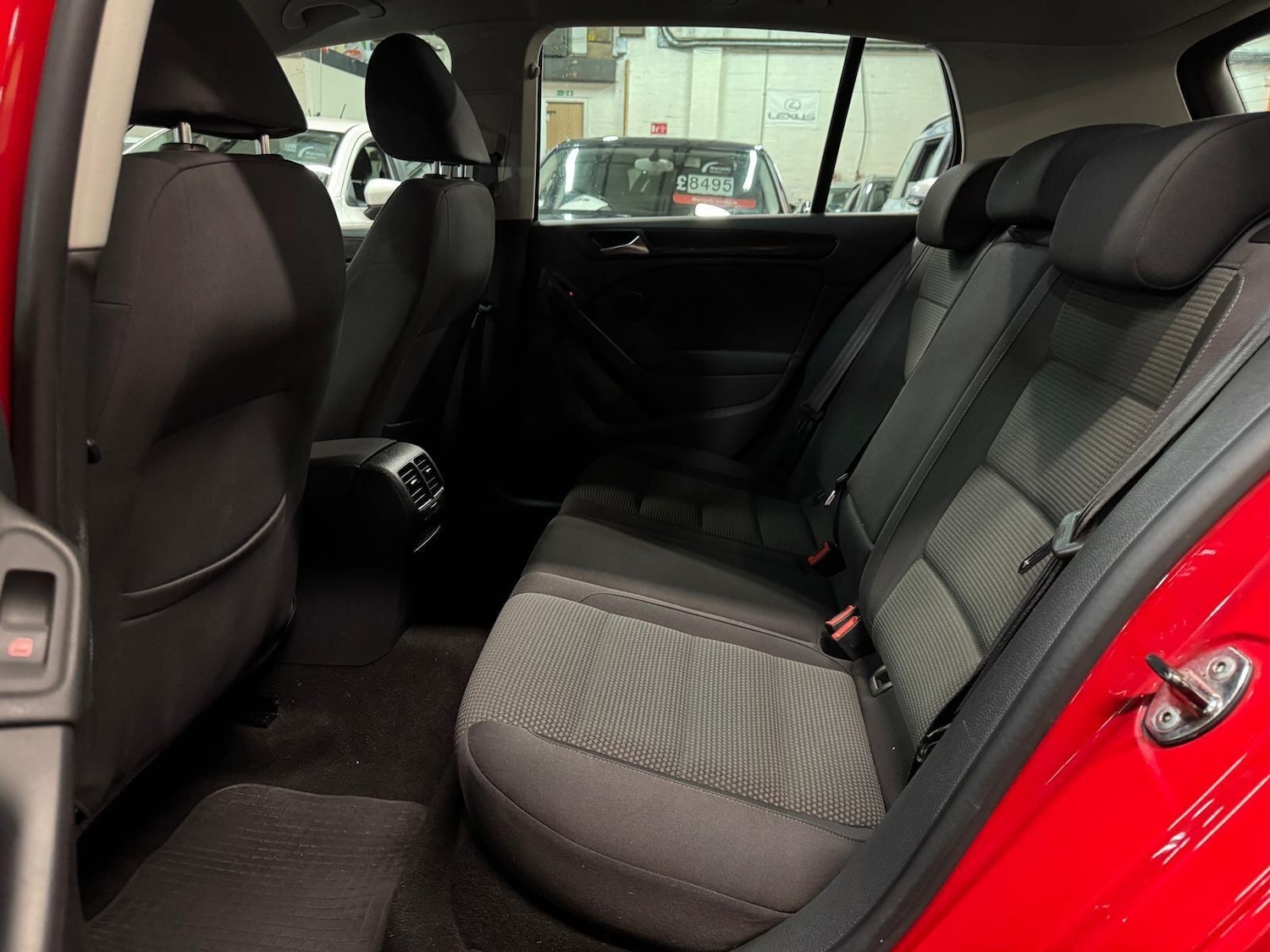 Used Volkswagen Golf 2011 for sale - 76688841: Photo 26