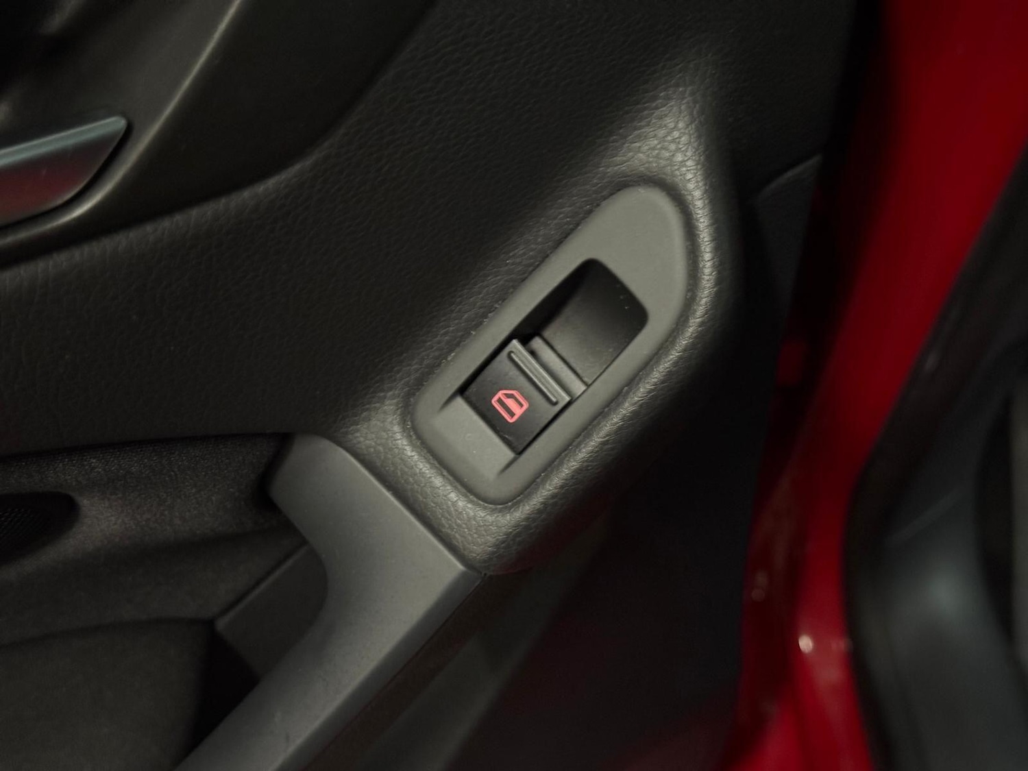 Used Volkswagen Golf 2011 for sale - 76688841: Photo 32