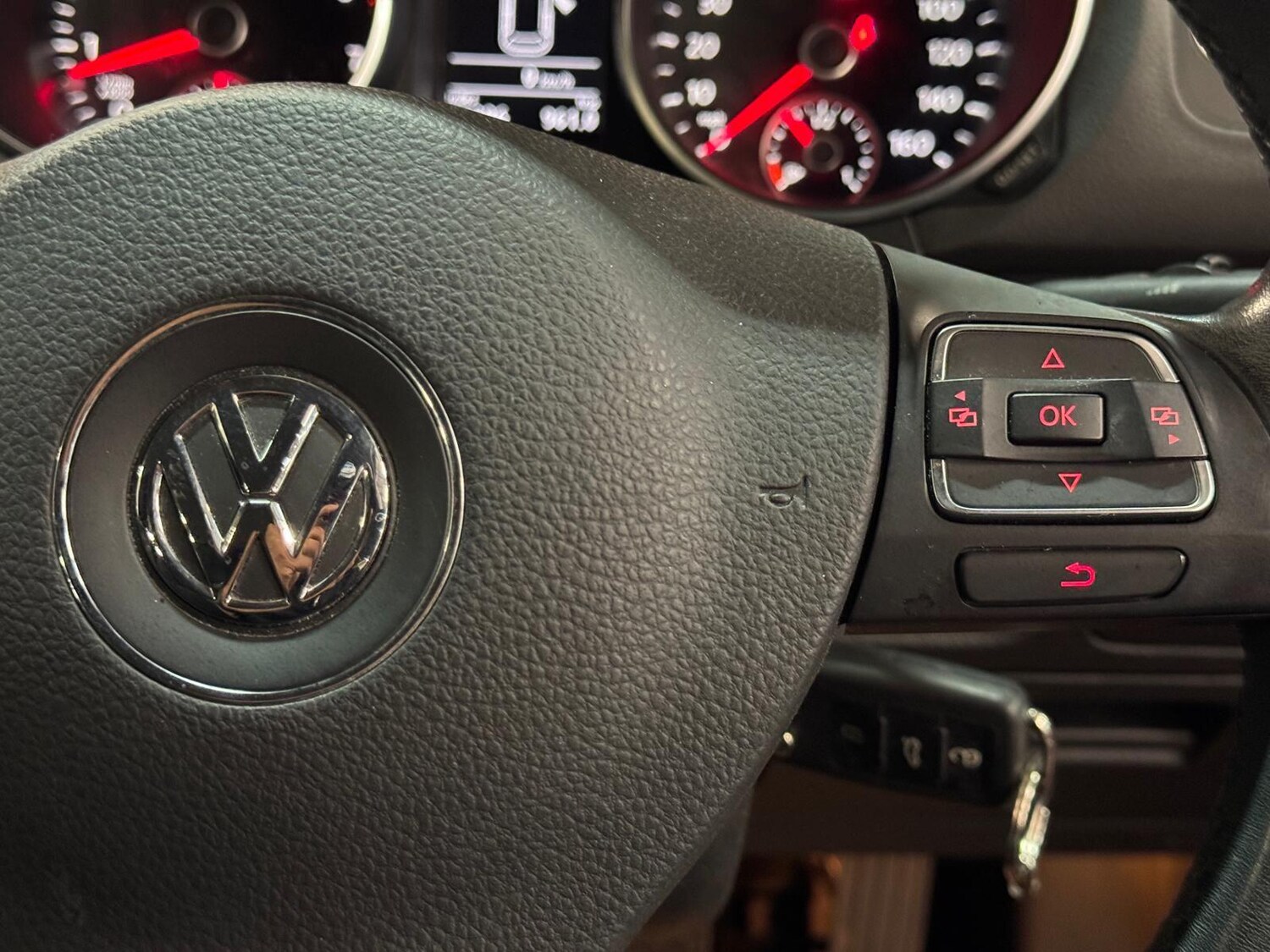 Used Volkswagen Golf 2011 for sale - 76688841: Photo 36