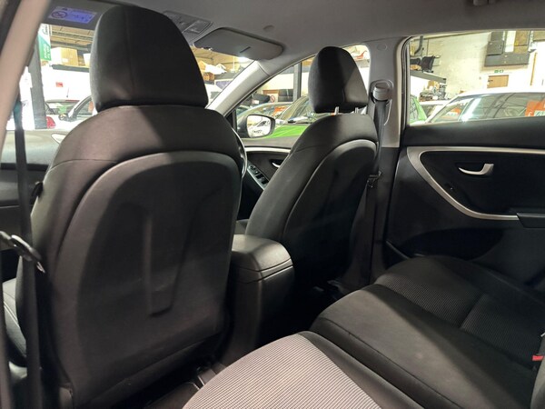 Used Hyundai i30 2014 for sale - 75589855: Photo 27