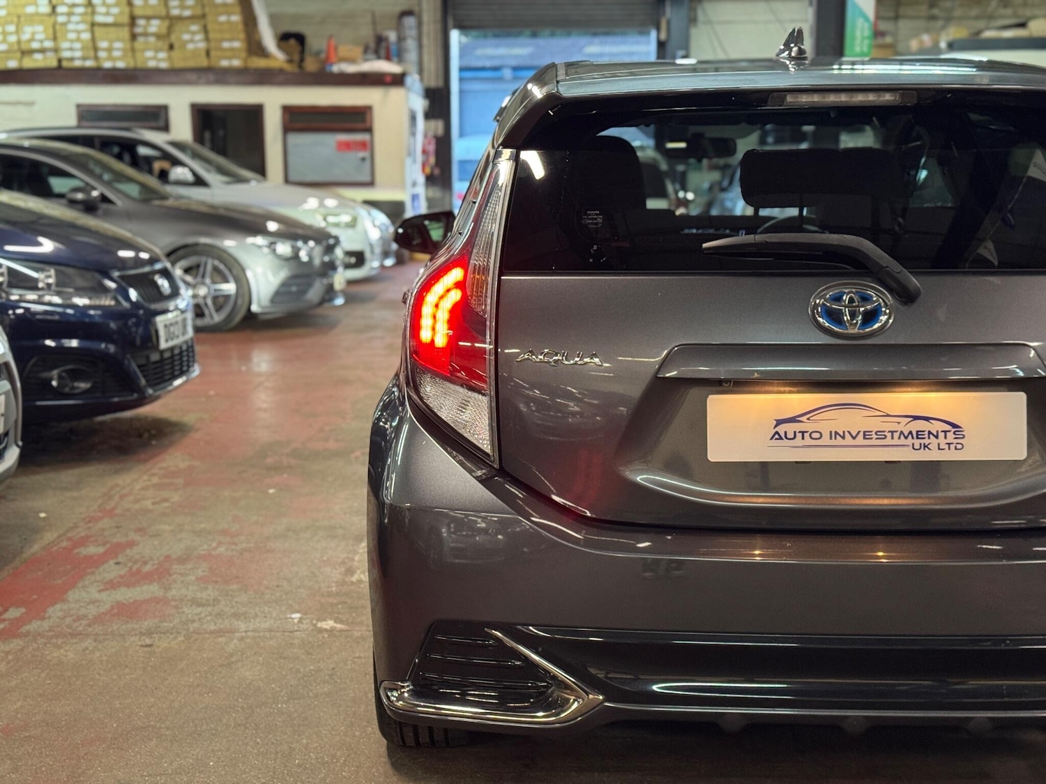 Used Toyota Aqua for sale - 76423812: Photo 14