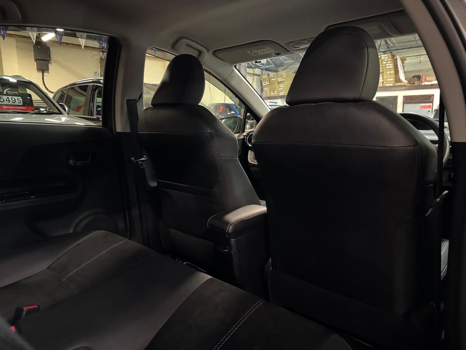 Used Toyota Aqua for sale - 76423812: Photo 26