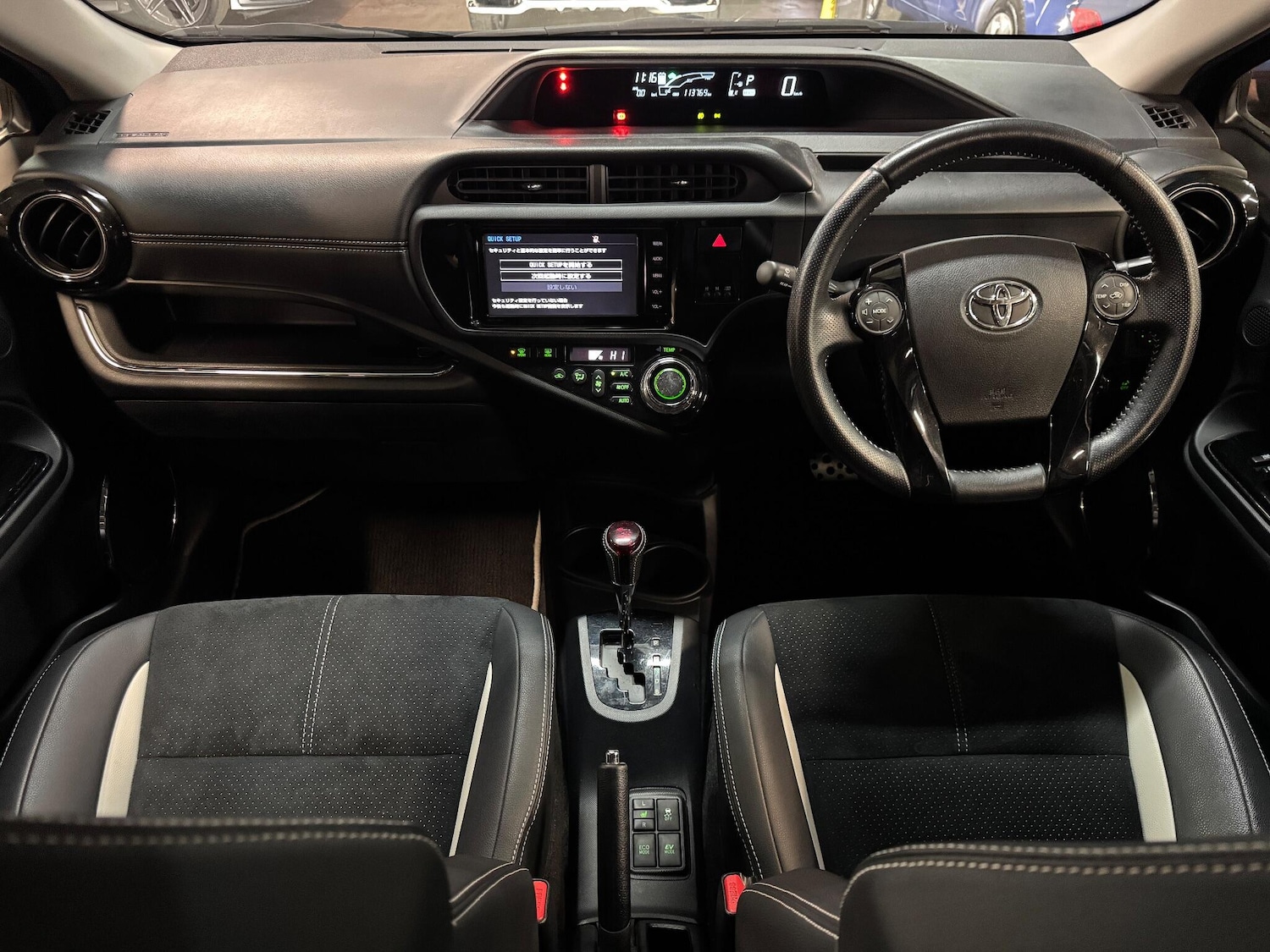 Used Toyota Aqua for sale - 76423812: Photo 31