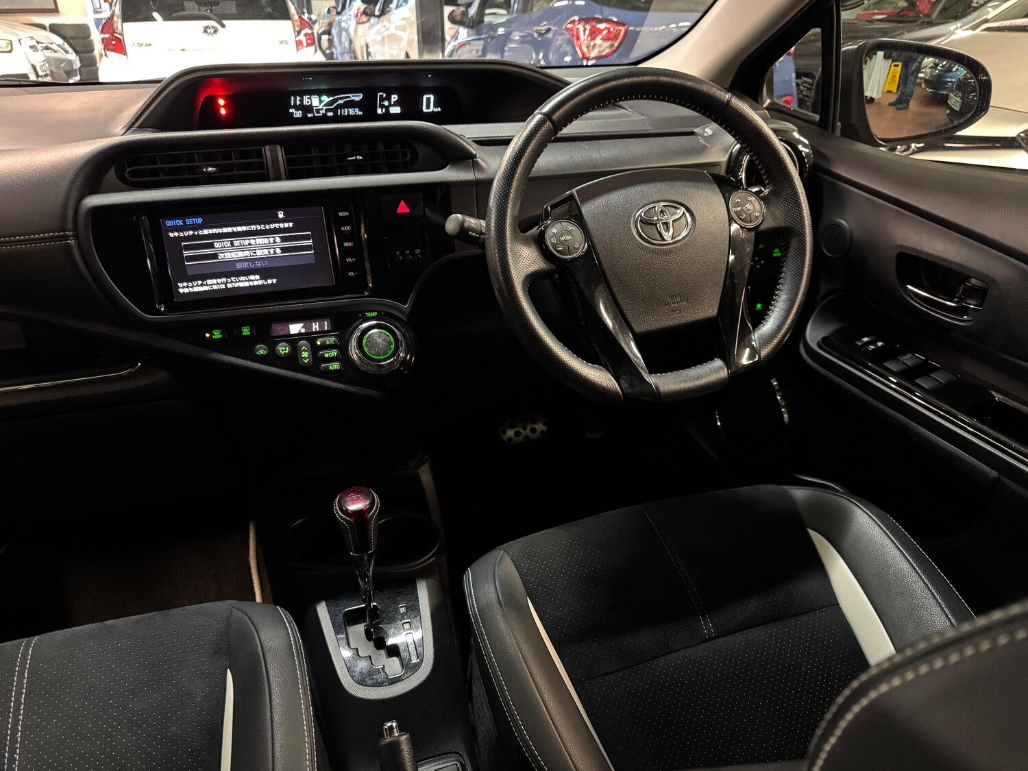 Used Toyota Aqua for sale - 76423812: Photo 32