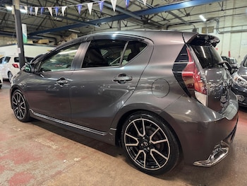 Used Toyota Aqua 2015 for sale - 76423812: Photo