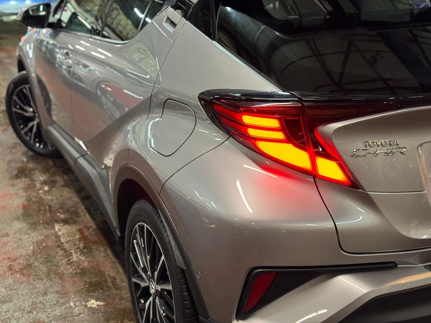 Used Toyota C-HR 2019 for sale - 76538294: Photo 17