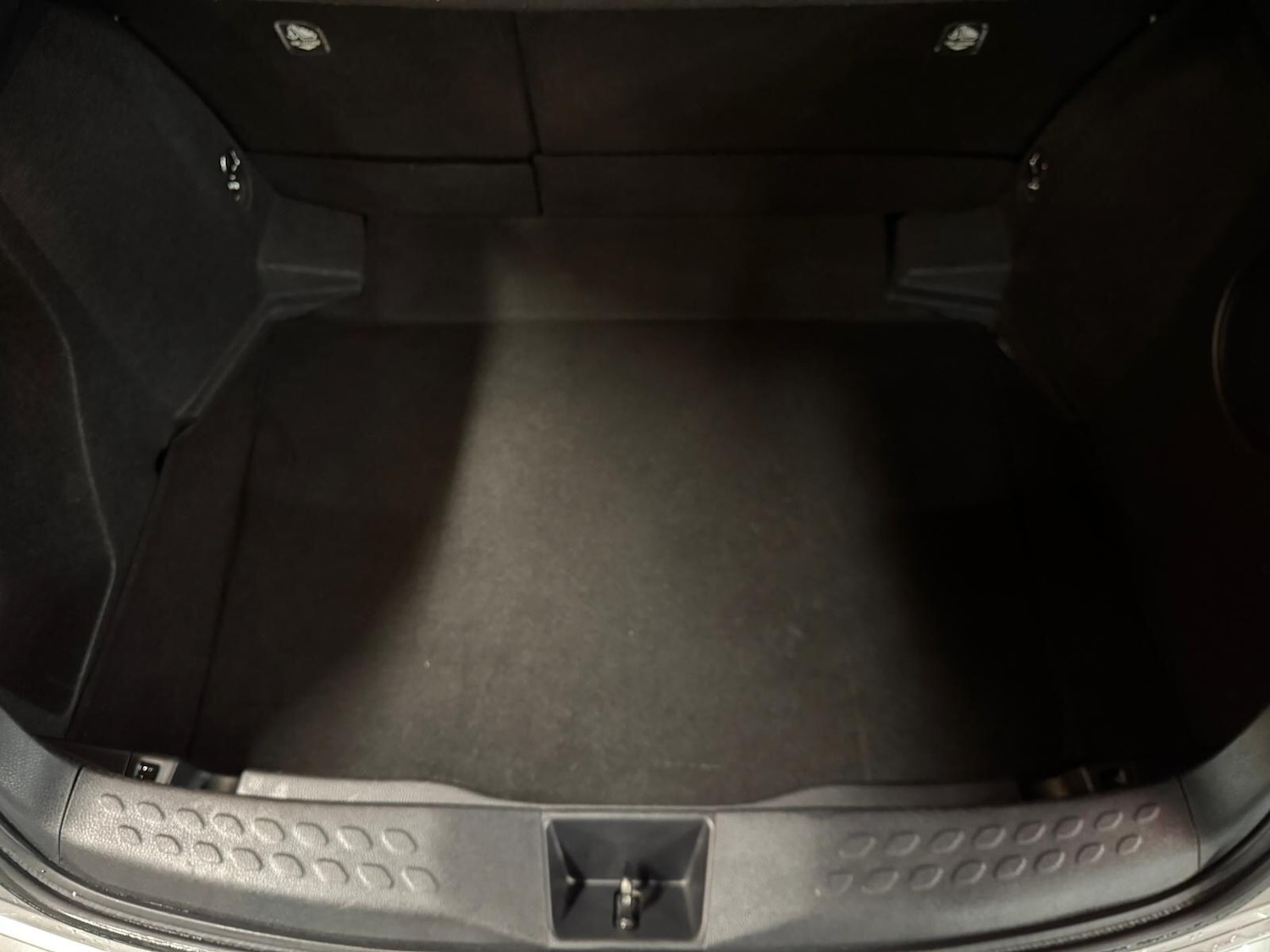 Used Toyota C-HR 2019 for sale - 76538294: Photo 19