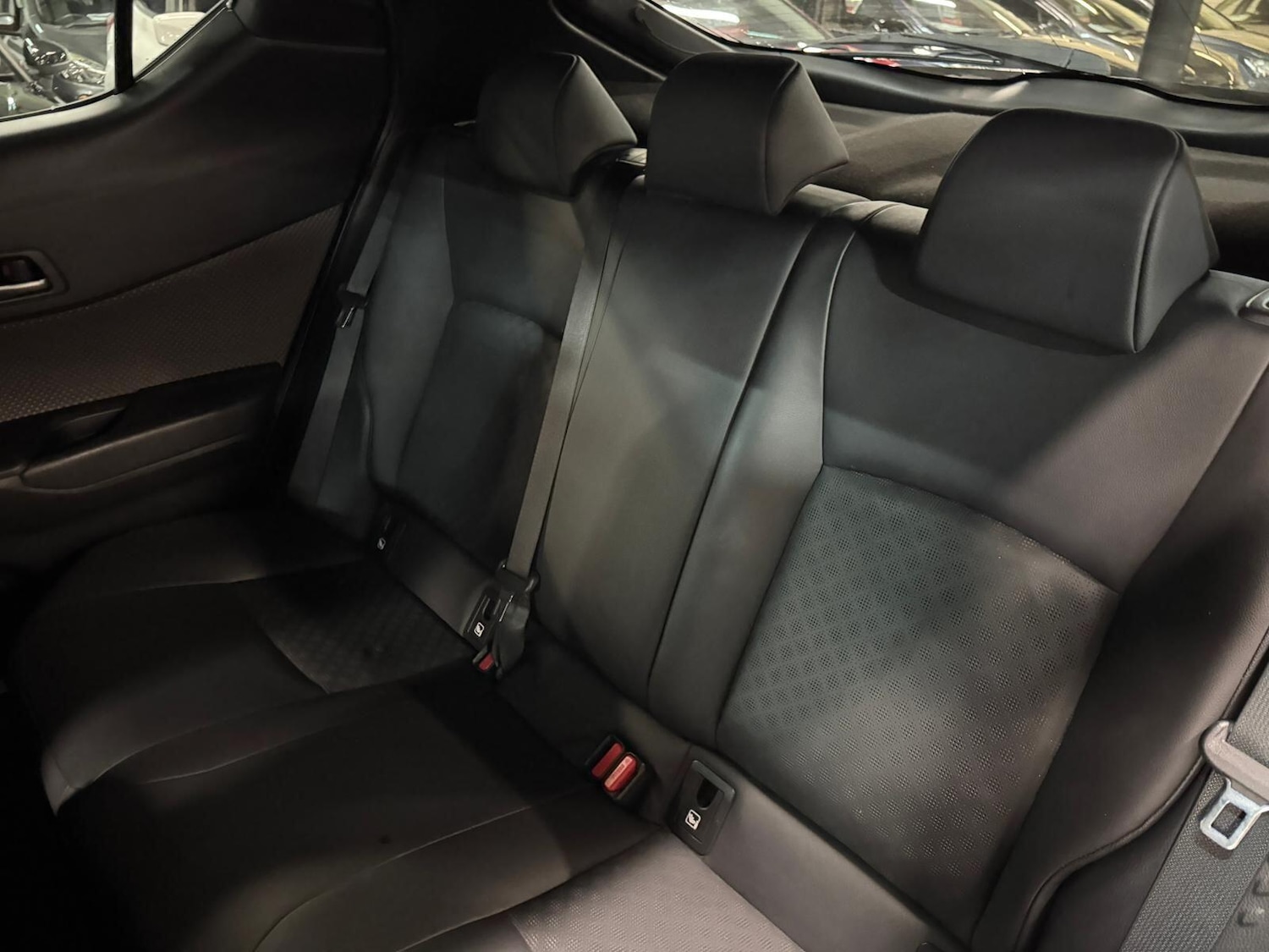 Used Toyota C-HR 2019 for sale - 76538294: Photo 30