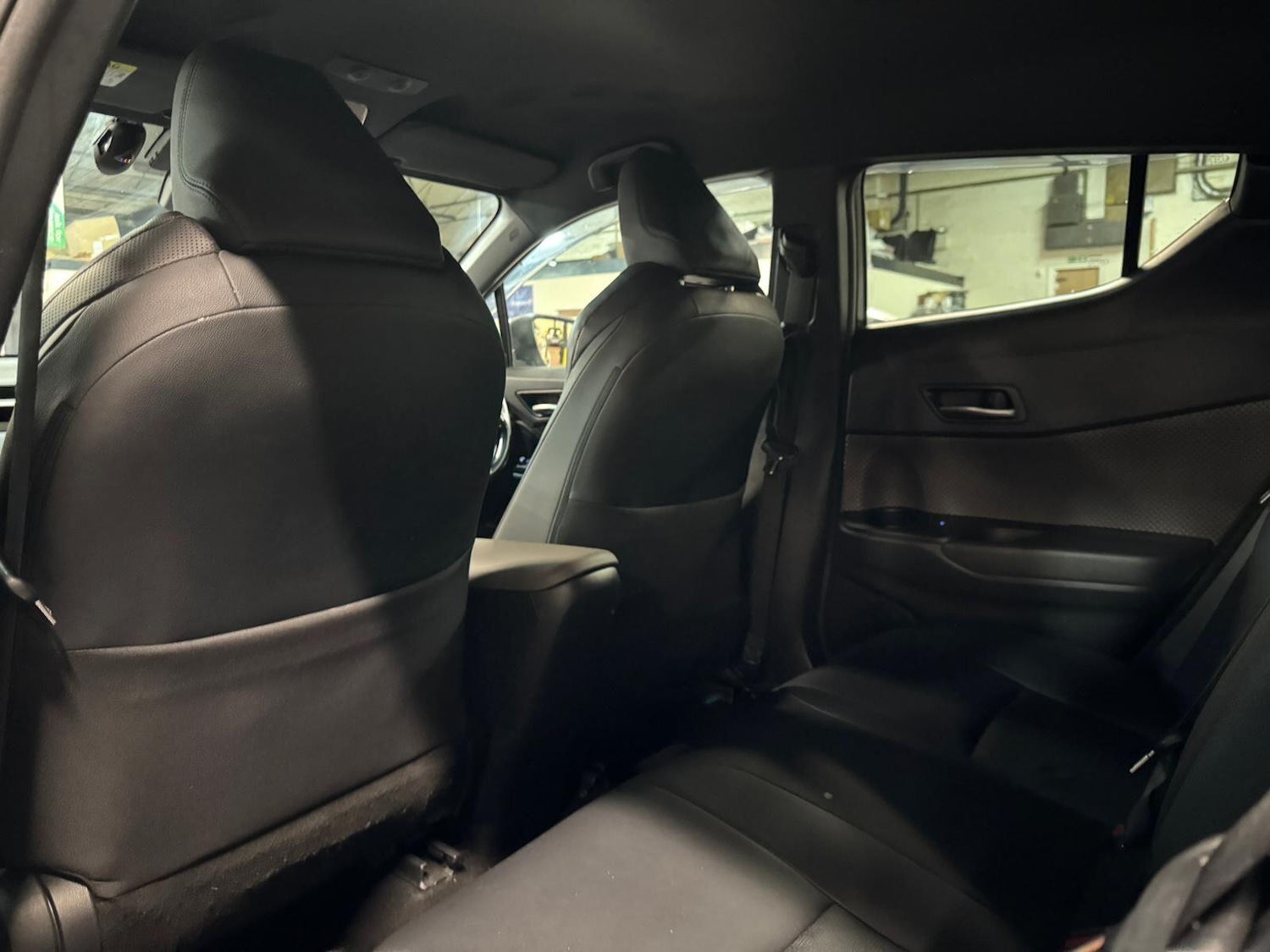 Used Toyota C-HR 2019 for sale - 76538294: Photo 31