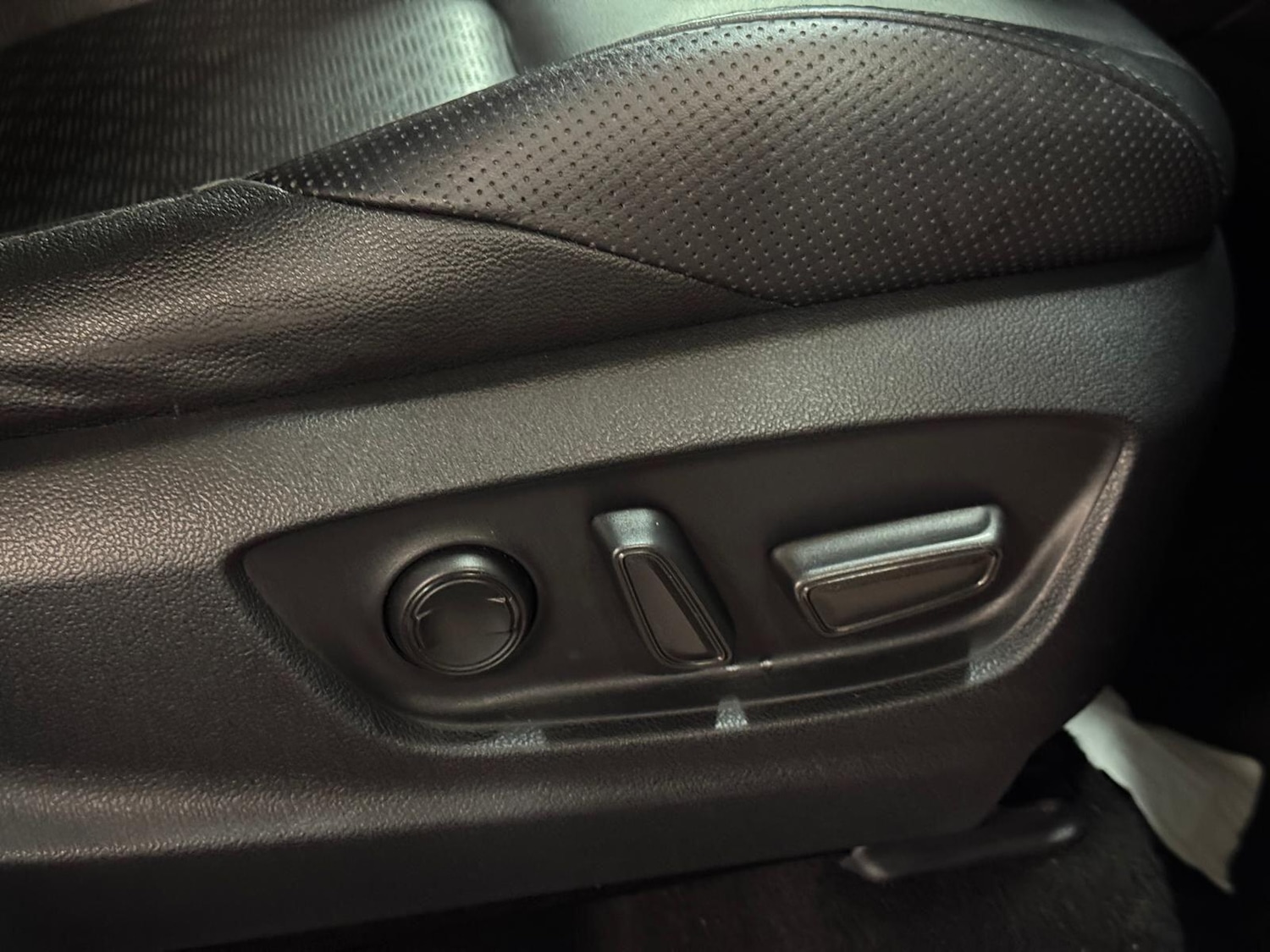 Used Toyota C-HR 2019 for sale - 76538294: Photo 45