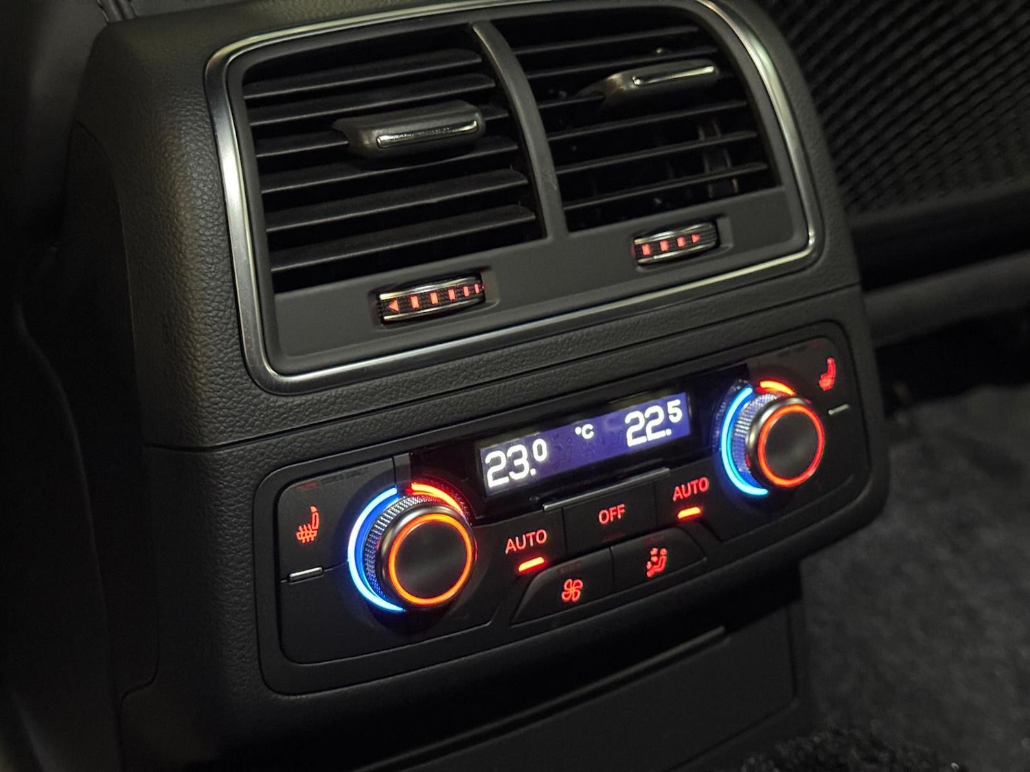 Used Audi A6 Saloon for sale - 77214792: Photo 35