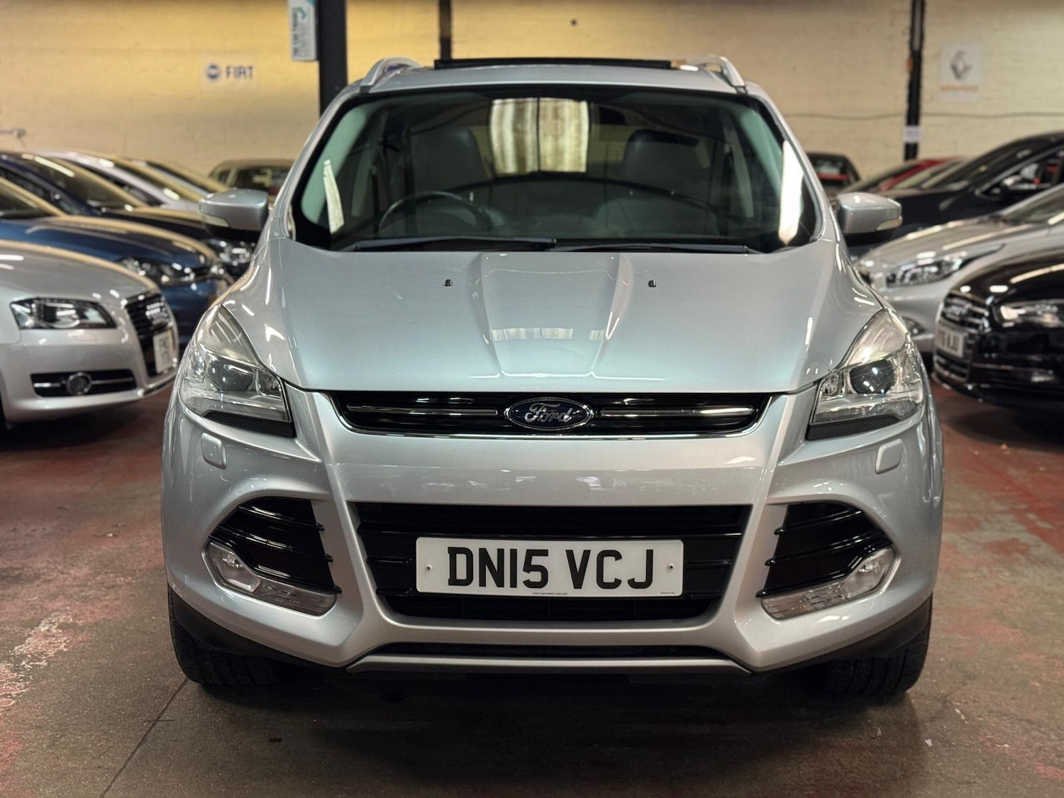 Used Ford Kuga 2015 for sale - 76270797: Photo 2