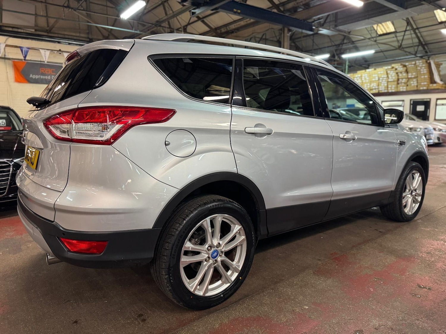 Used Ford Kuga 2015 for sale - 76270797: Photo 4