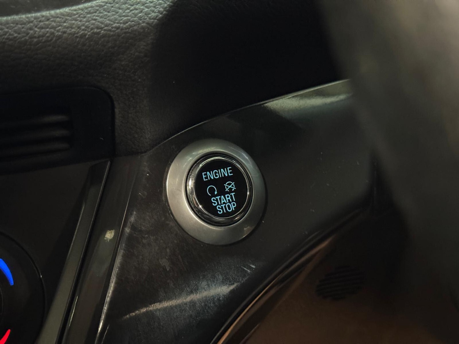 Used Ford Kuga 2015 for sale - 76270797: Photo 44