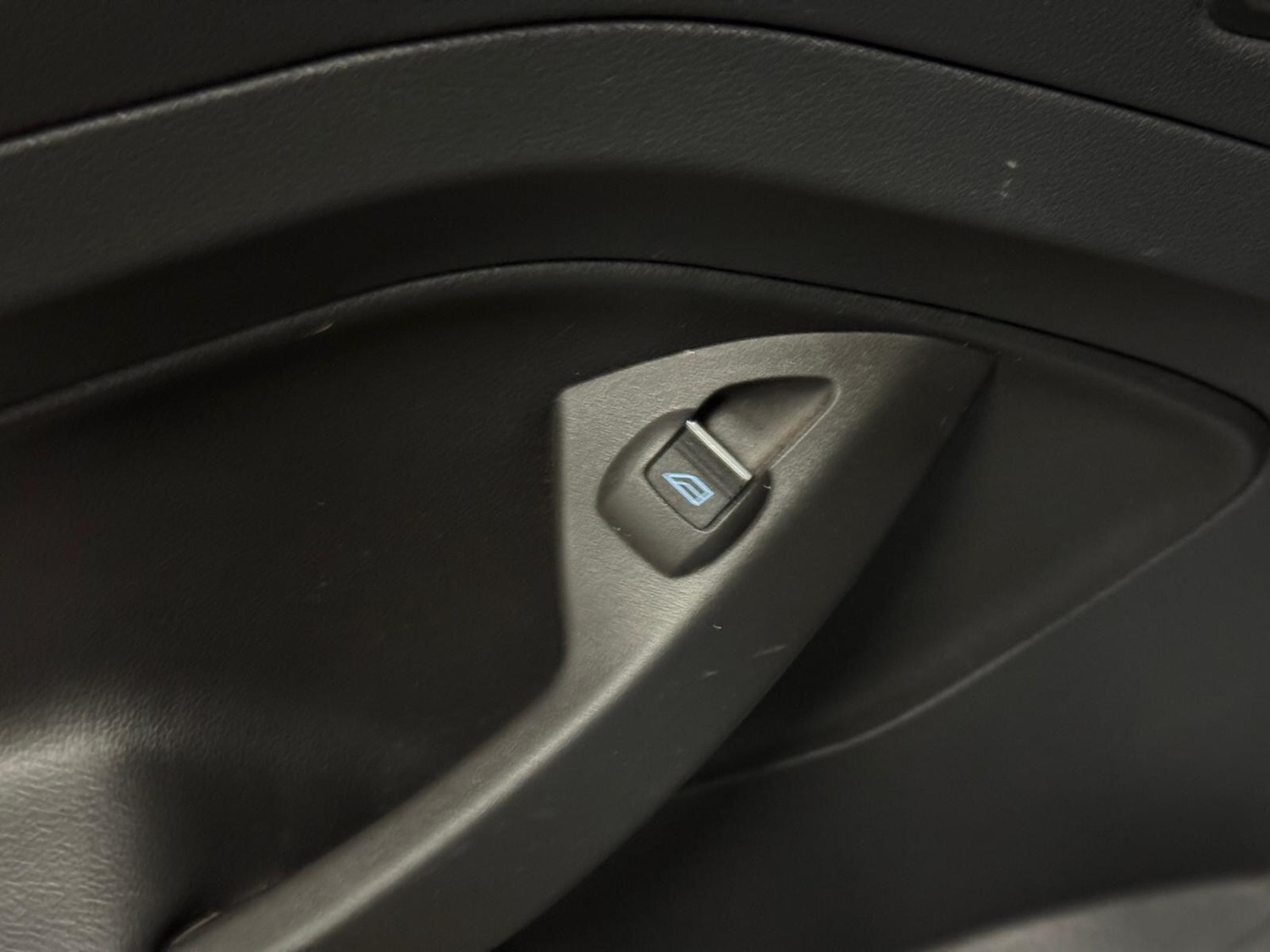 Used Ford Kuga 2015 for sale - 76270797: Photo 51