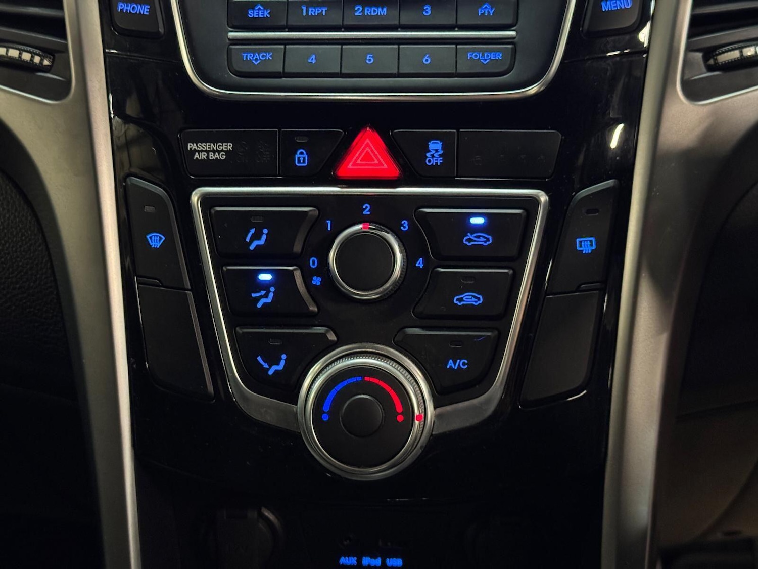 Used Hyundai i30 2013 for sale - 78047589: Photo 37