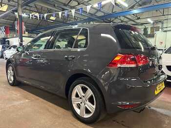 Used Volkswagen Golf 2016 for sale - 77824656: Photo