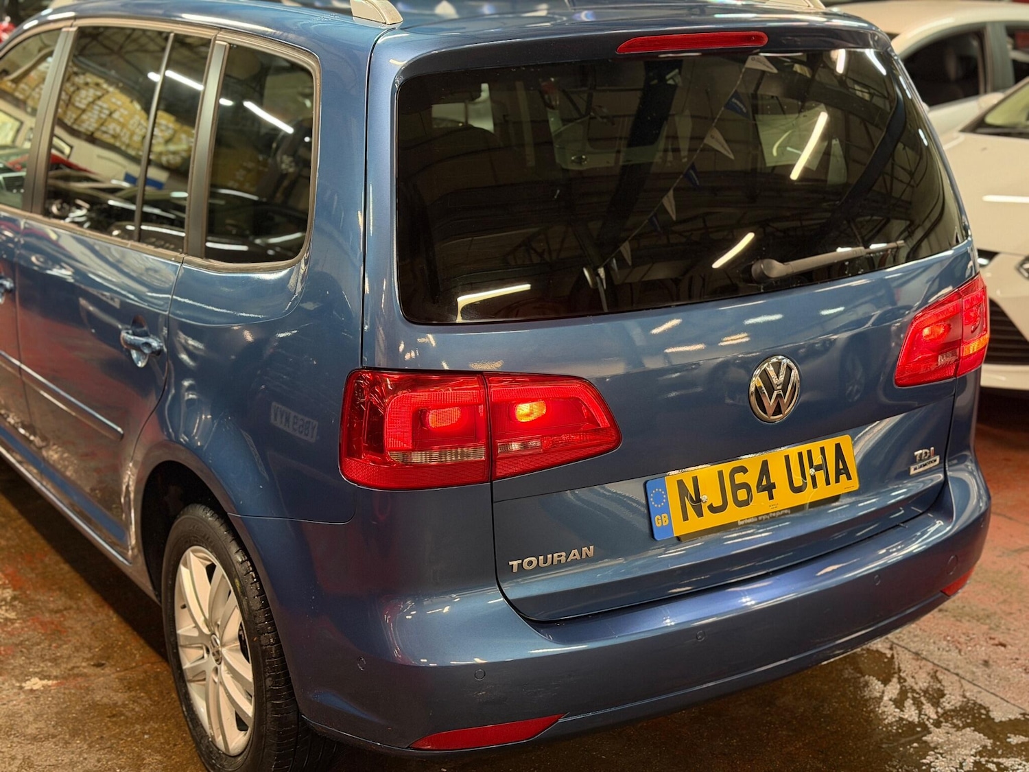 Used Volkswagen Touran 2014 for sale - 76159126: Photo 10