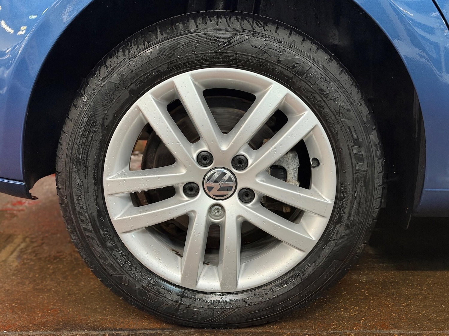 Used Volkswagen Touran 2014 for sale - 76159126: Photo 14